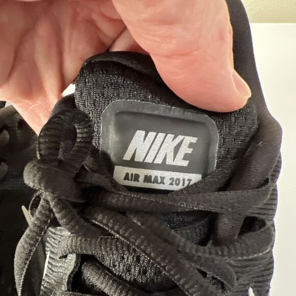 Nike Air Max 2017 Black Anthracite White Sneakers Retro 849559-001 Mens Size 6.5 - Picture 3 of 10